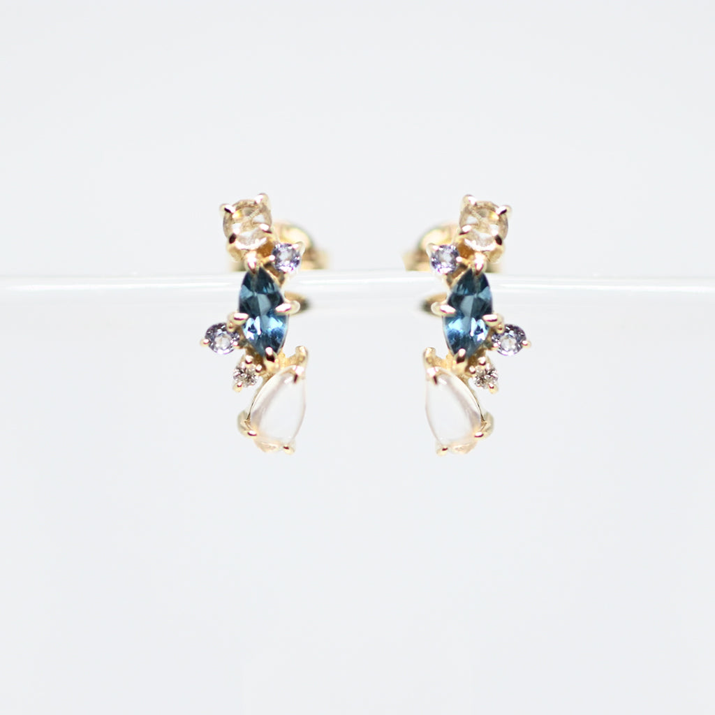 Twinkling blue ピアス【K10YG】24AW